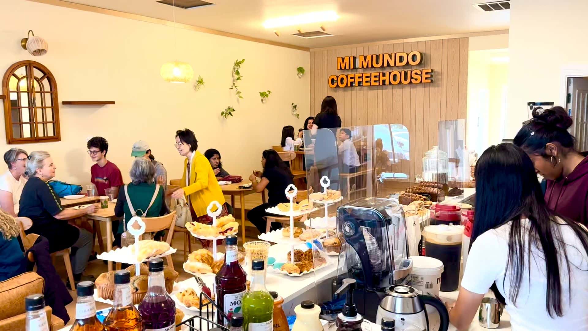 Mi Mundo Coffeehouse & Roastery — Coffee Shops & Cafes photo 2 of 5