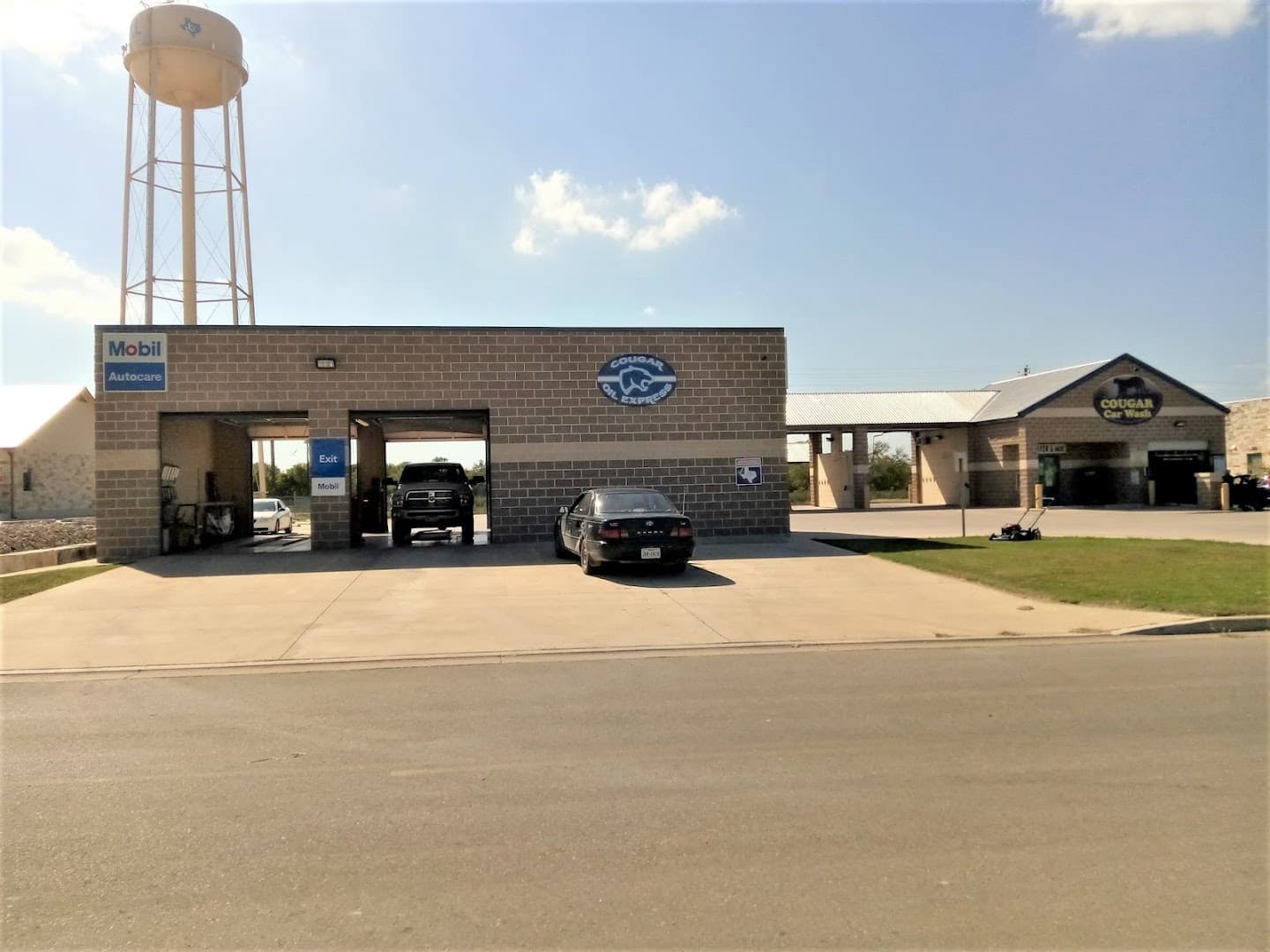Cougar Automotive Lube And Car Wash — Auto Services photo 1 of 5