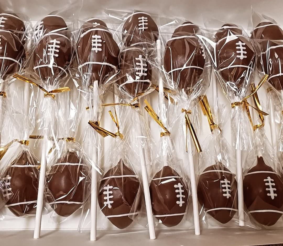 Karissa's Cookies & Cakes — Bakeries & Desserts photo 1 of 5