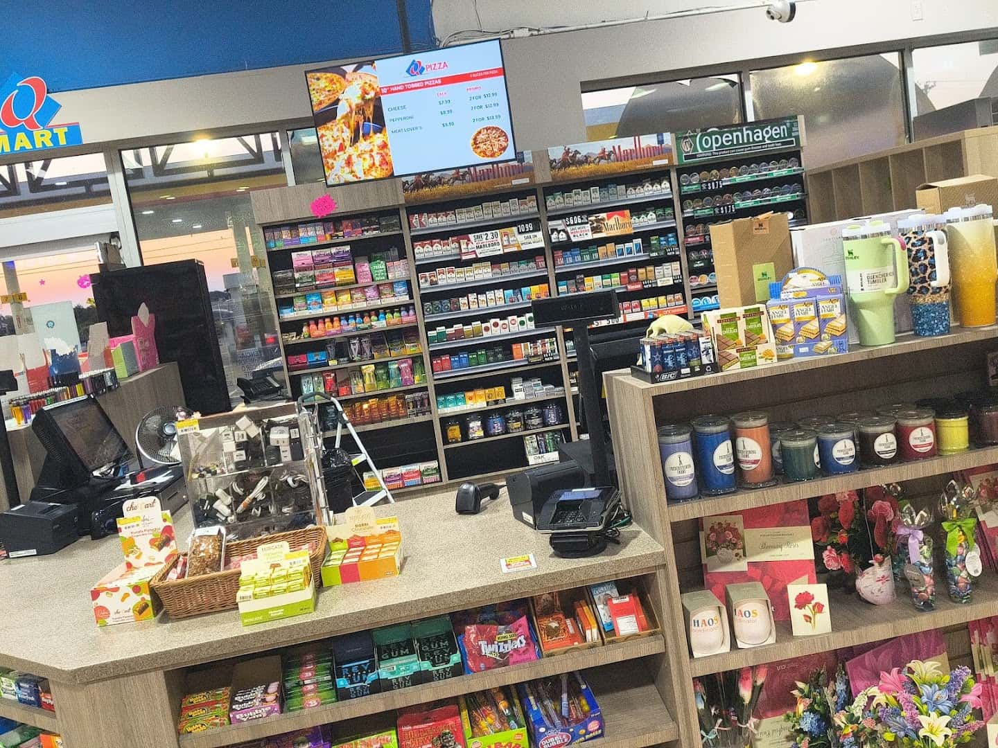 QMart — Retail & Boutiques photo 3 of 5