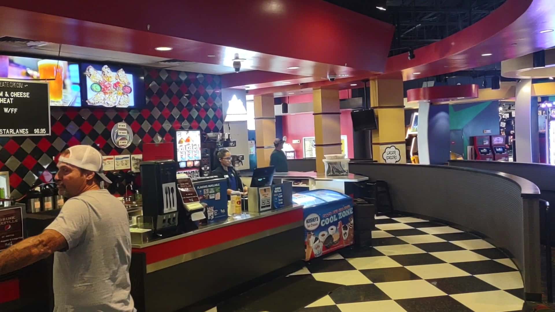 Lucky Strike Georgetown — Restaurants photo 2 of 5