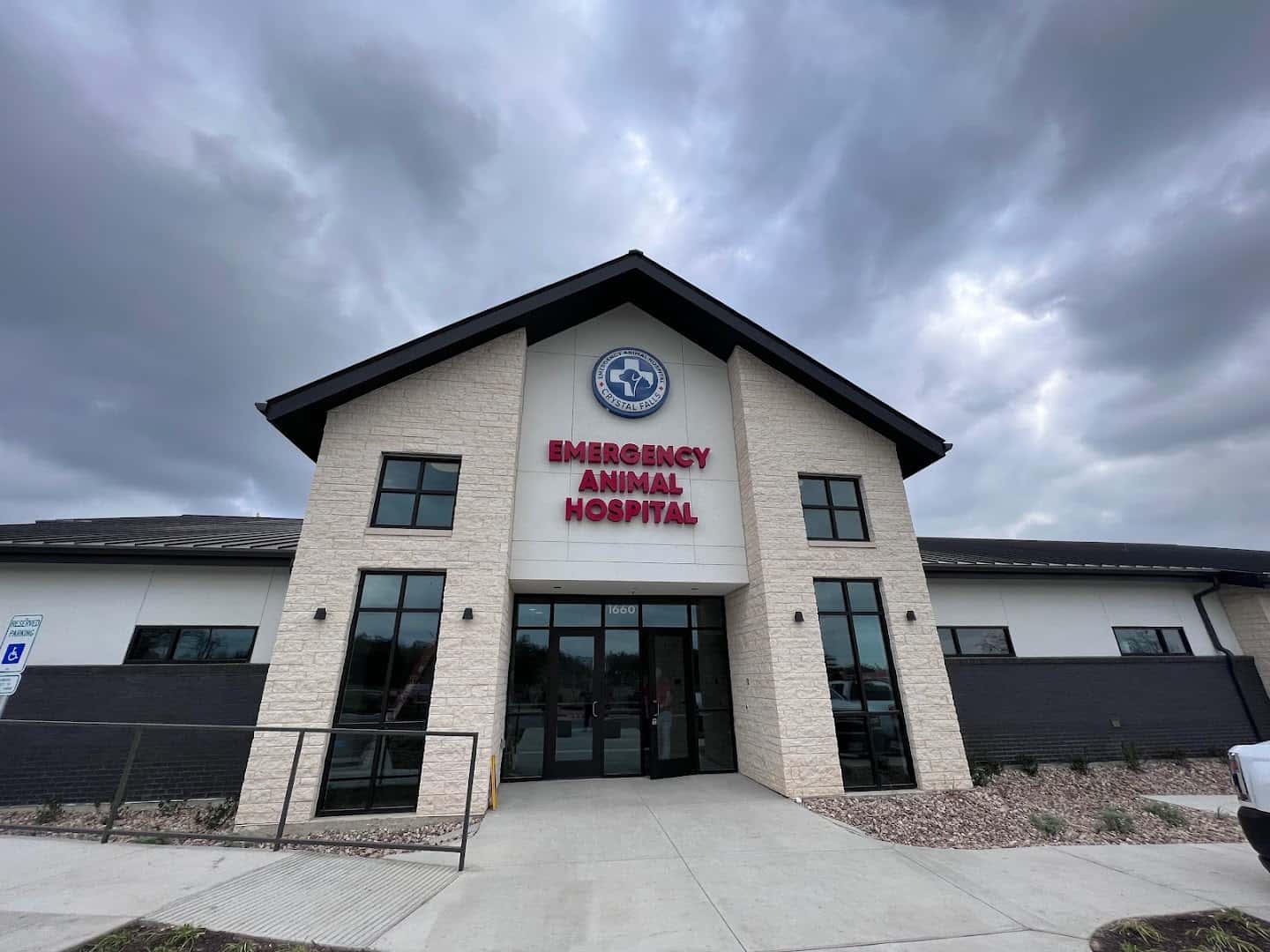Emergency Animal Hospital of Crystal Falls — Pet Services photo 1 of 5