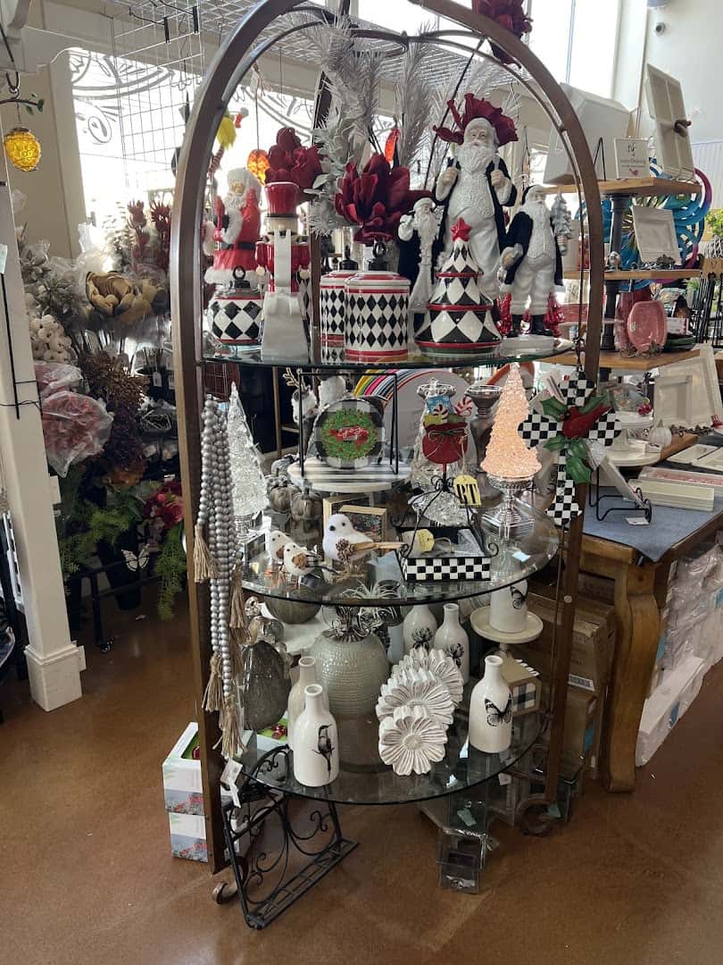 Divine Treasures Fine Gifts and Home Decor — Retail & Boutiques photo 2 of 5