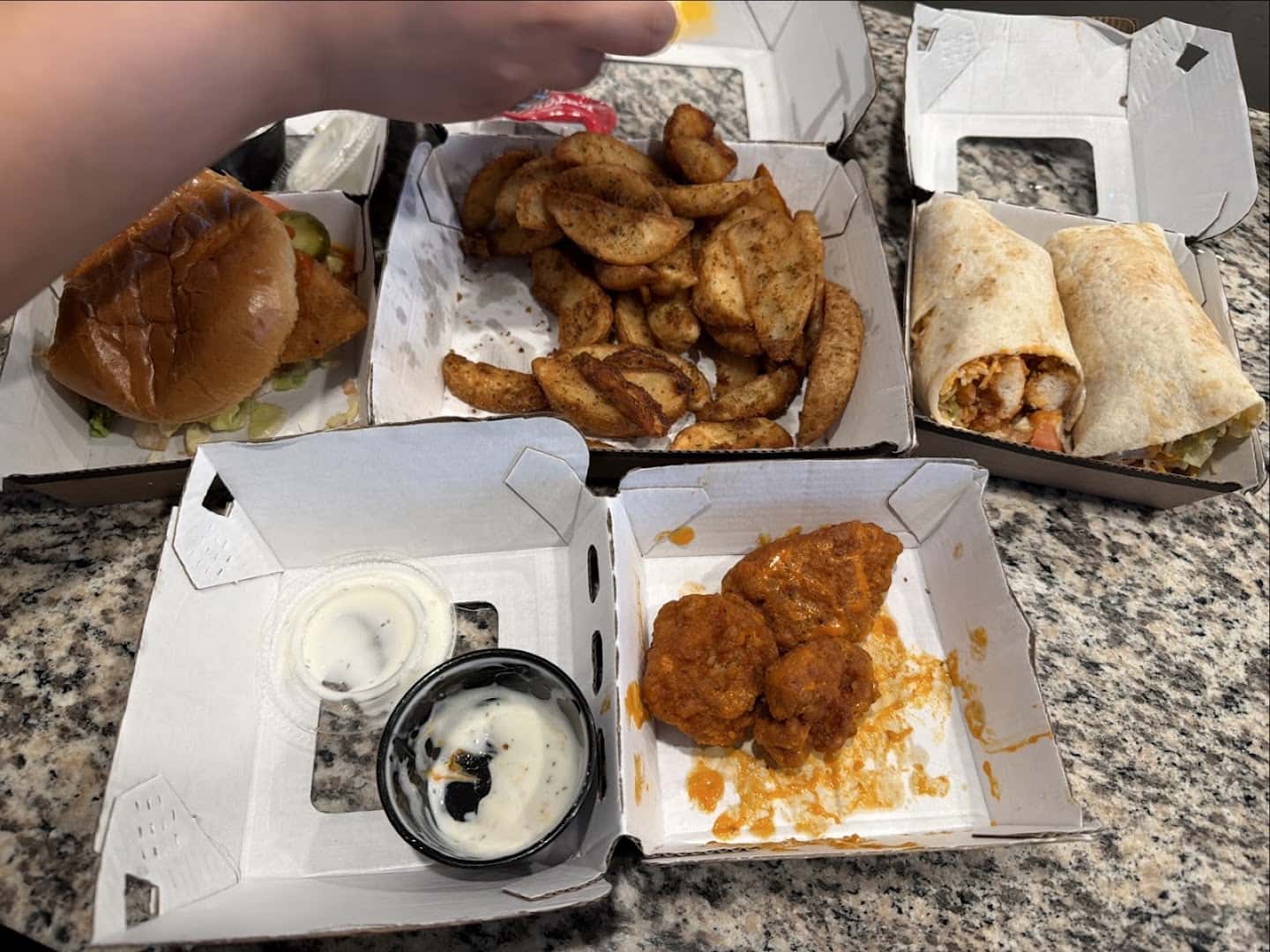 Buffalo Wild Wings GO — Restaurants photo 3 of 5