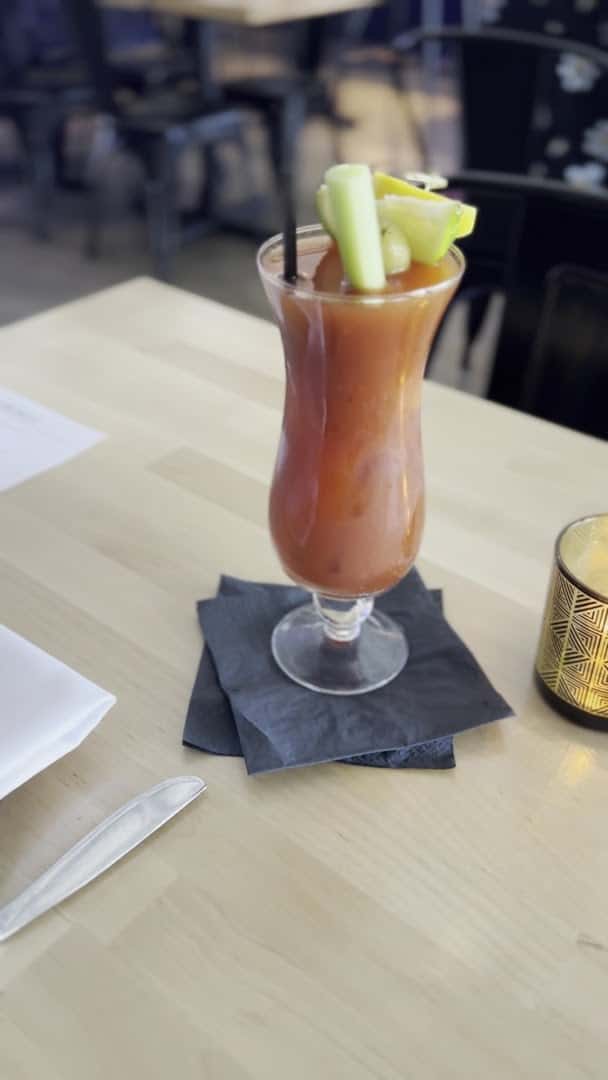 Sweetwater Oyster Bar — Restaurants photo 2 of 5