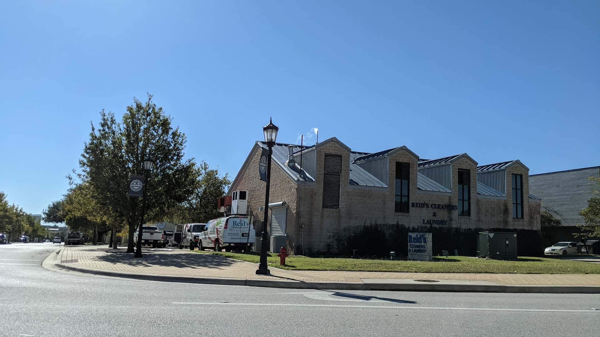 Reid's Cleaners & Laundry — Laundry & Dry Cleaning photo 3 of 5
