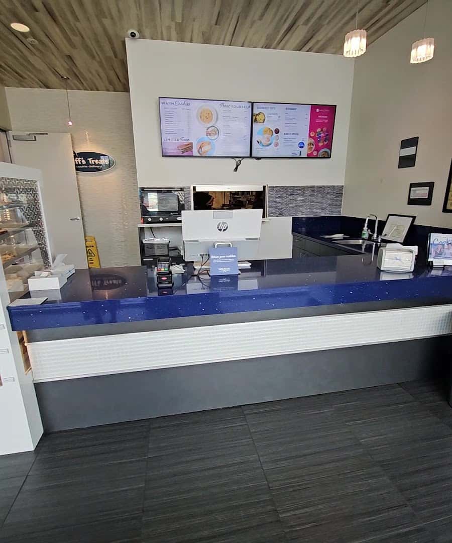 Tiff's Treats Cookie Delivery — Bakeries & Desserts photo 2 of 5