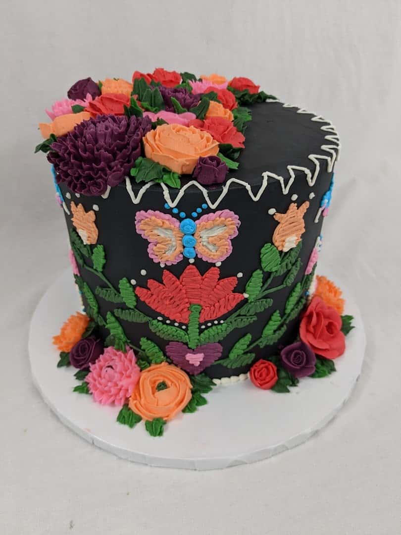 Tina's Sweet Treats — Bakeries & Desserts photo 1 of 5