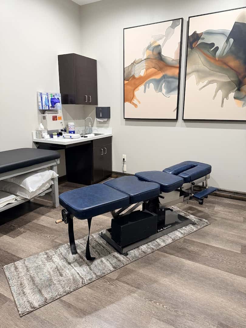 Chiropractic Massage & Spinal Health, PLLC — Chiropractors & Therapy photo 1 of 5