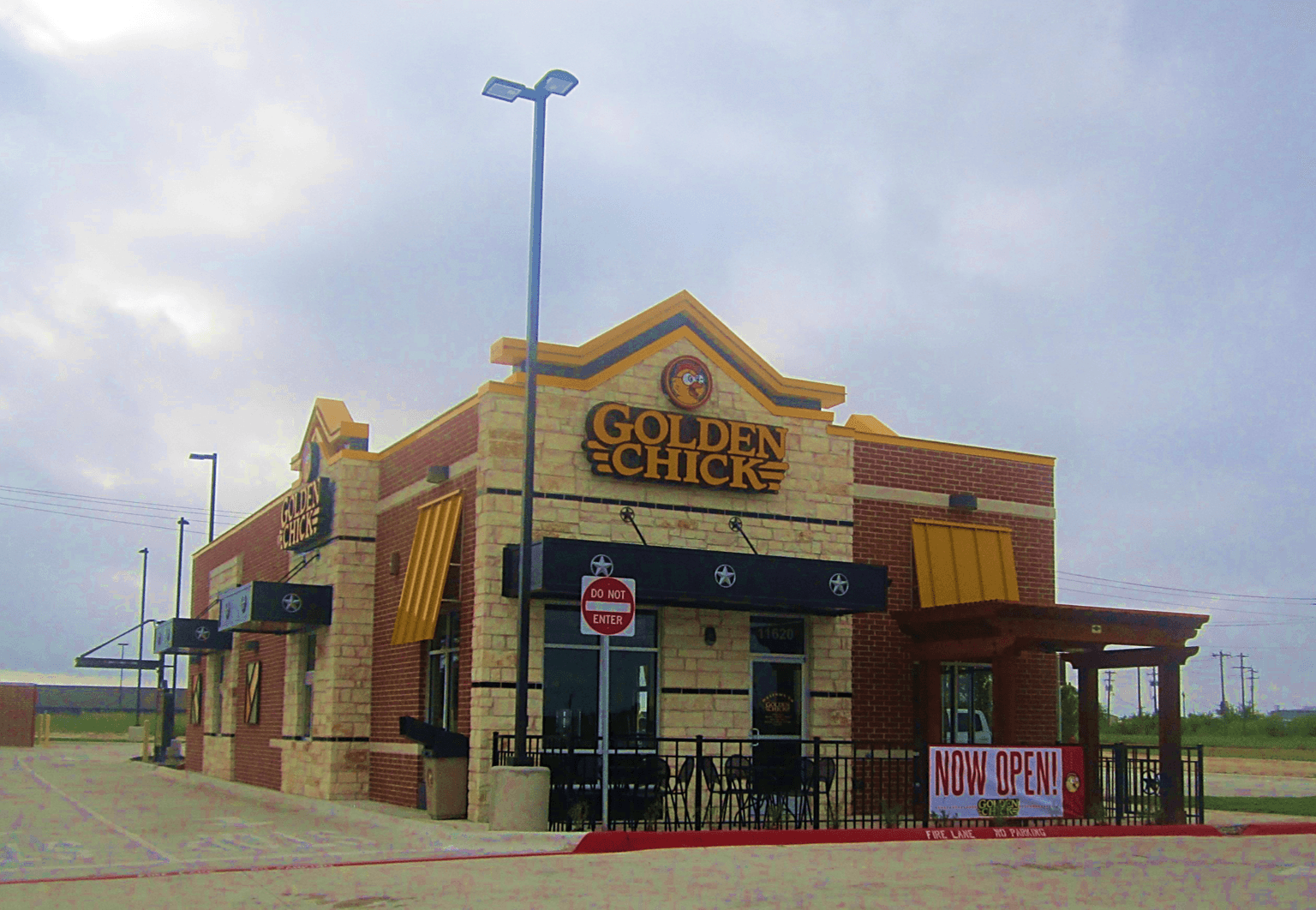 Golden Chick — Restaurants photo 1 of 5