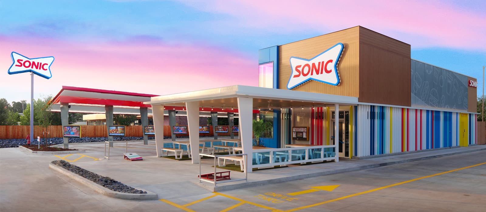 Sonic Drive-In — Restaurants photo 1 of 5