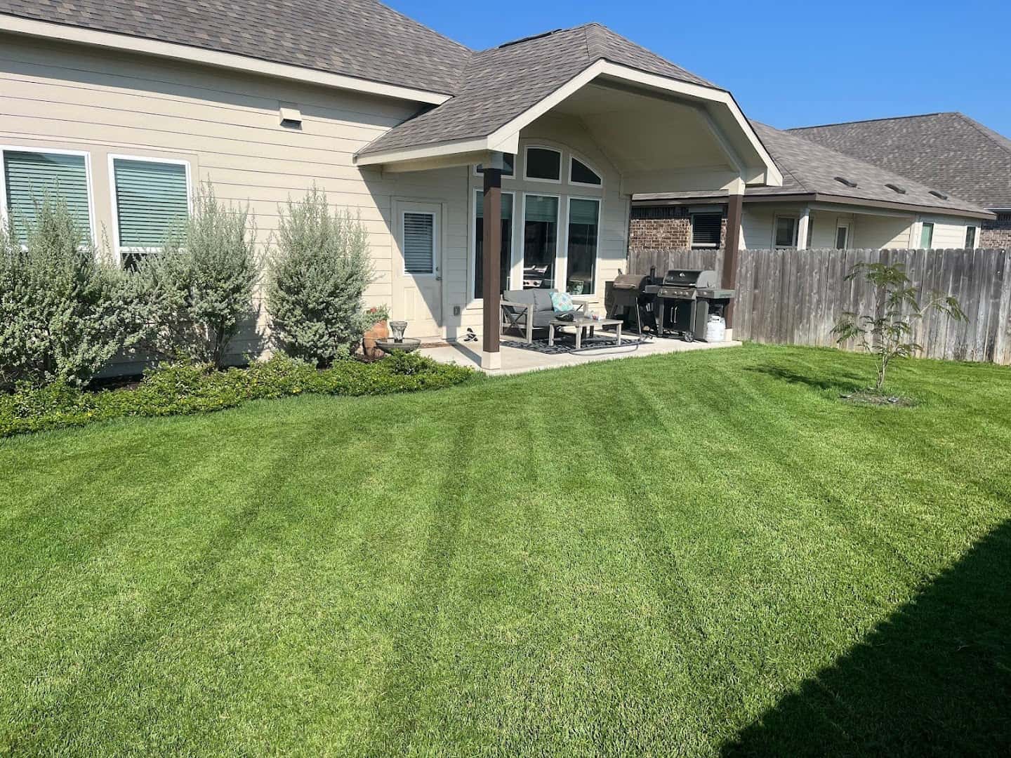 Troops Mowing — Lawn & Landscape photo 3 of 5