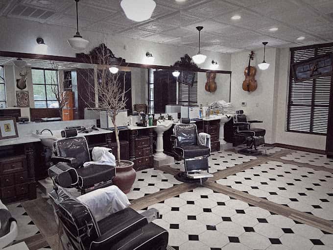 Retro Barbershop - Hair salon for Men of Round Rock — Hair Salons & Barbers photo 3 of 5