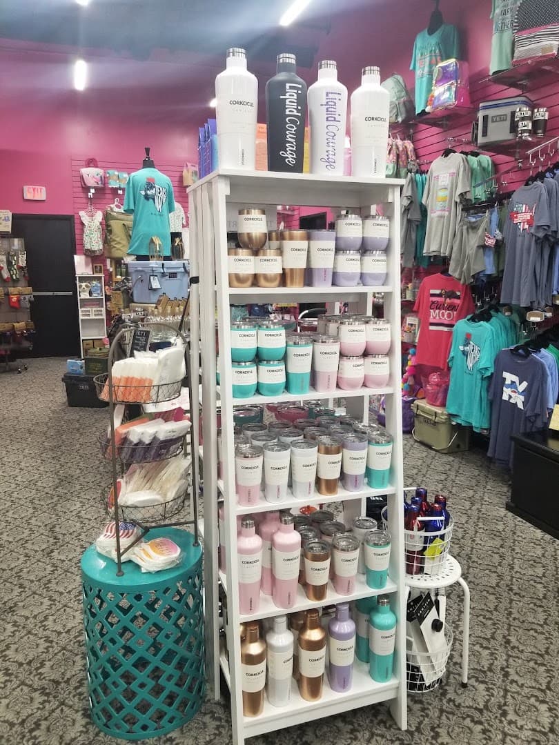 Beau Kisses — Retail & Boutiques photo 1 of 5