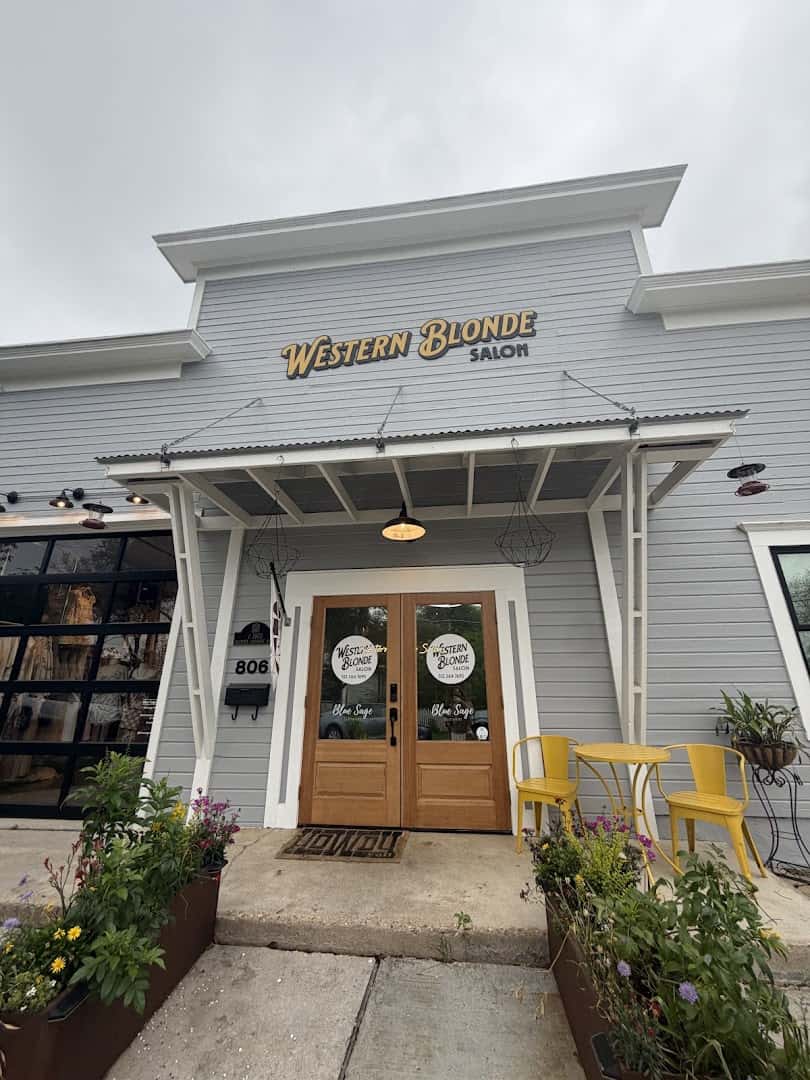 Western Blonde Salon — Hair Salons & Barbers photo 2 of 5