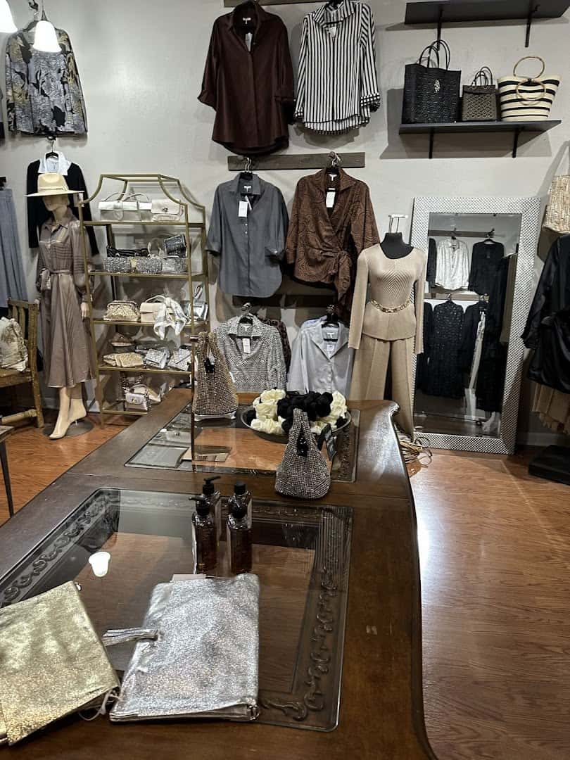 OoLala Unique Gifts — Retail & Boutiques photo 3 of 5
