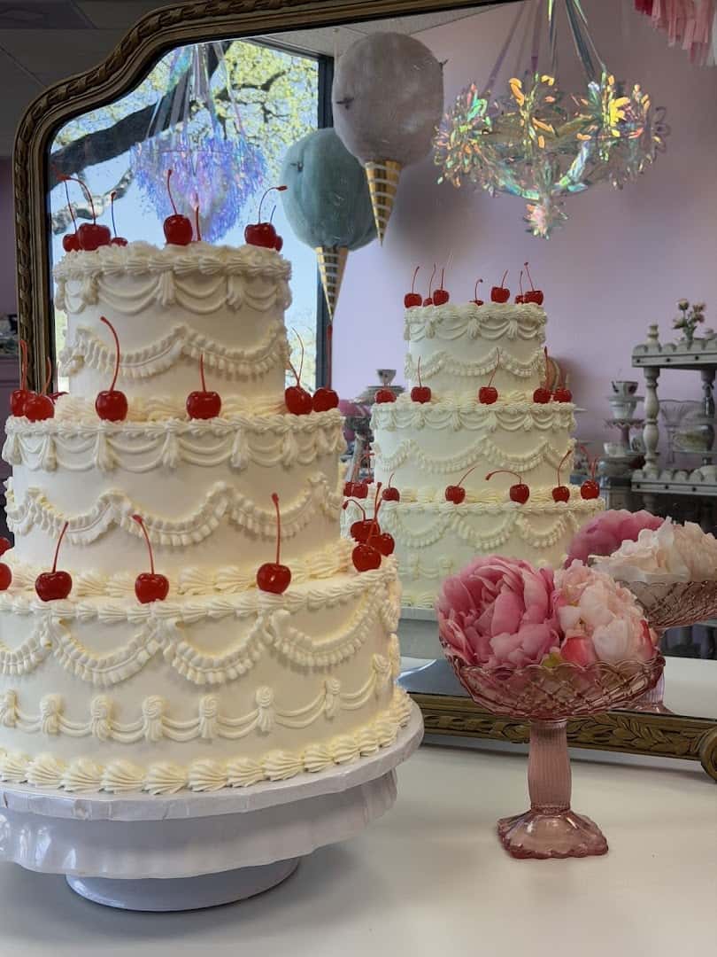 Michelle's Patisserie — Bakeries & Desserts photo 3 of 5