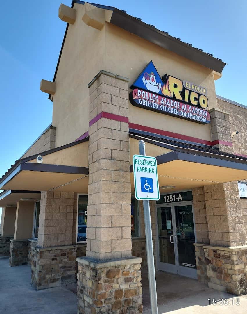 El Pollo Rico #17 — Restaurants photo 1 of 5