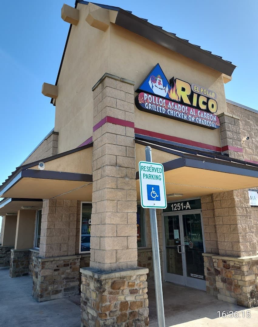 El Pollo Rico #17 — Restaurants photo 1 of 5