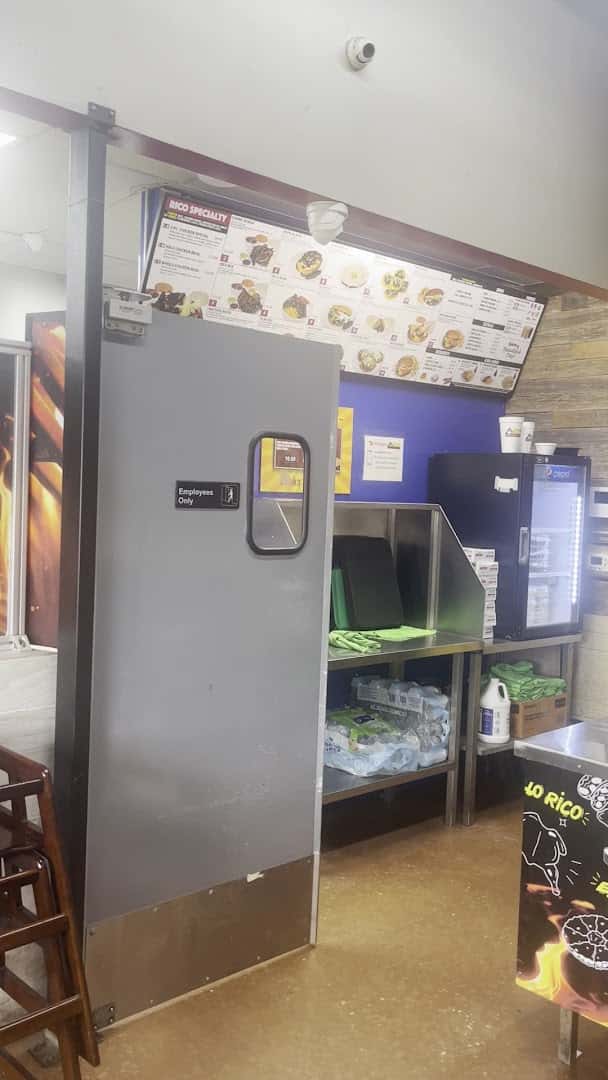 El Pollo Rico #17 — Restaurants photo 2 of 5