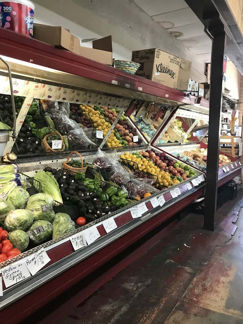 Big B’s Meat Market & Grocery — Retail & Boutiques photo 2 of 5