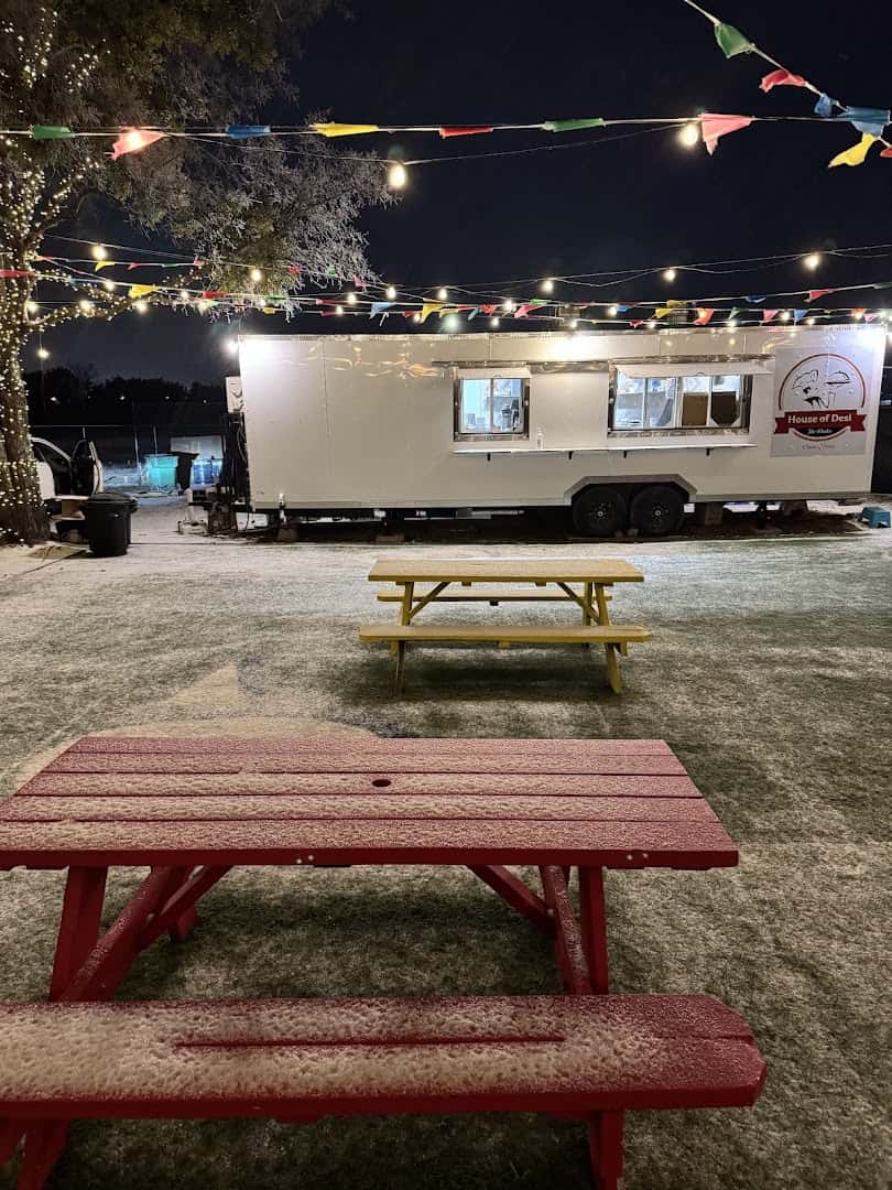 House Of Desi The Dhaba — Restaurants photo 1 of 5
