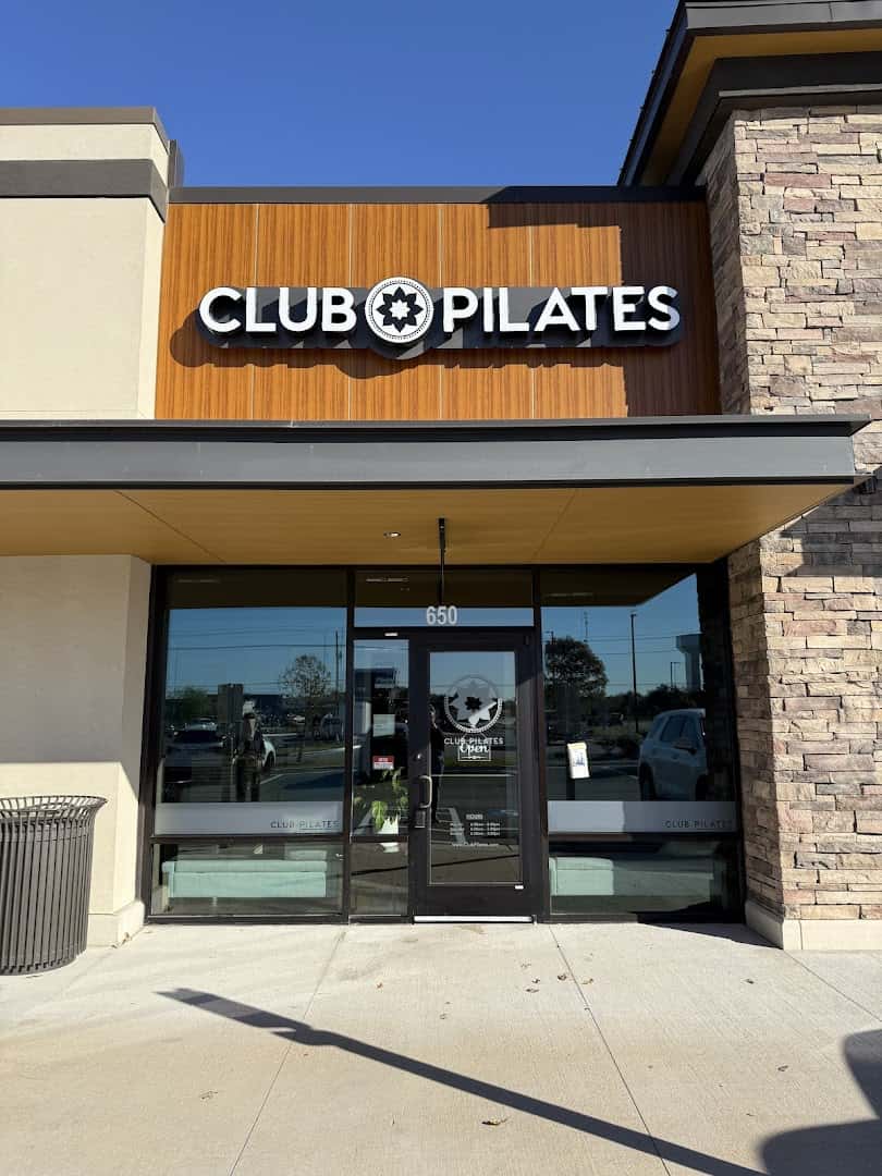 Club Pilates Bar W — Fitness & Gyms photo 3 of 5