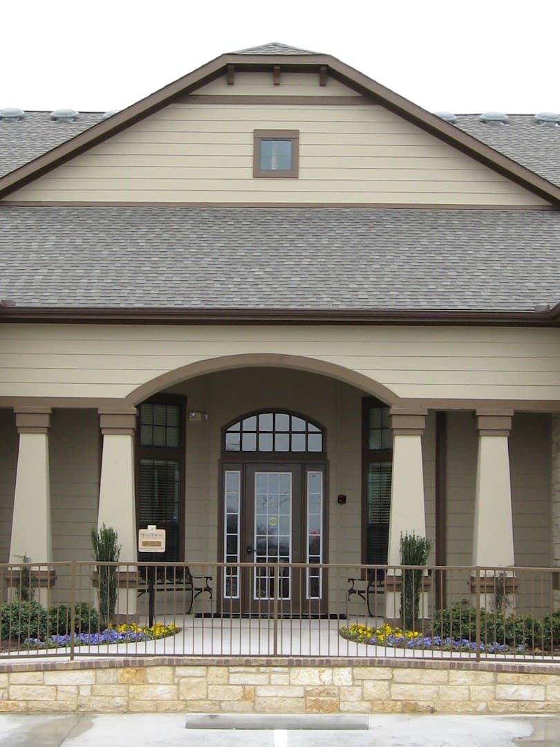 HomeTowne at Picadilly — Senior Services photo 1 of 3