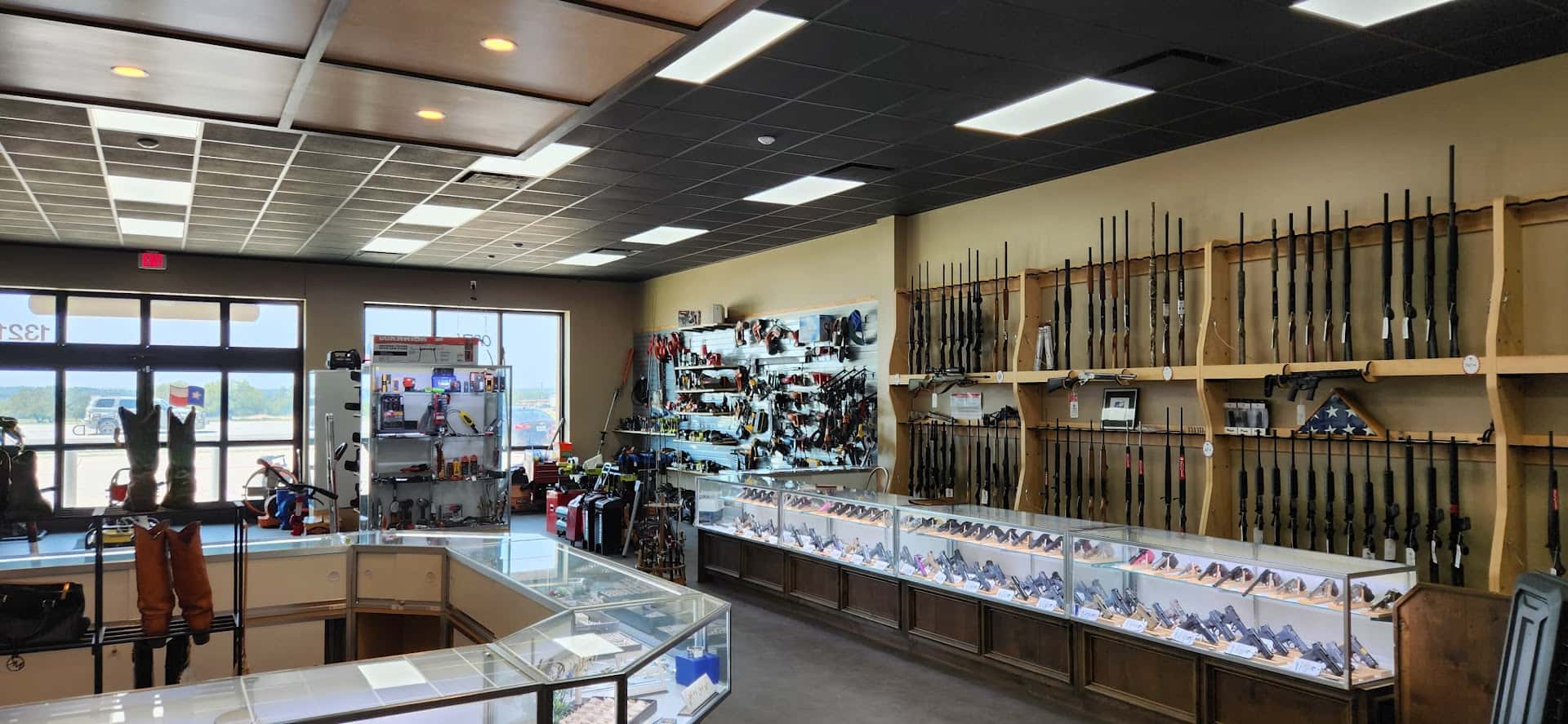Texas Pawn & Jewelry — Retail & Boutiques photo 3 of 5