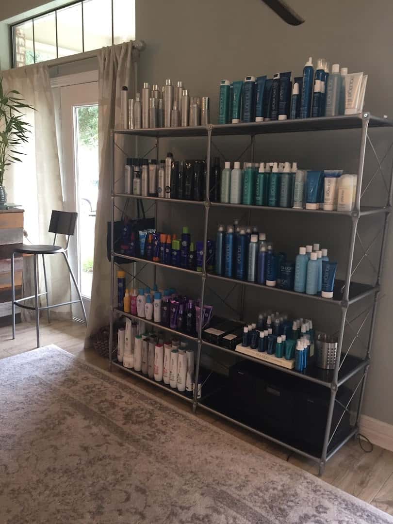 Legends Salon — Hair Salons & Barbers photo 3 of 5
