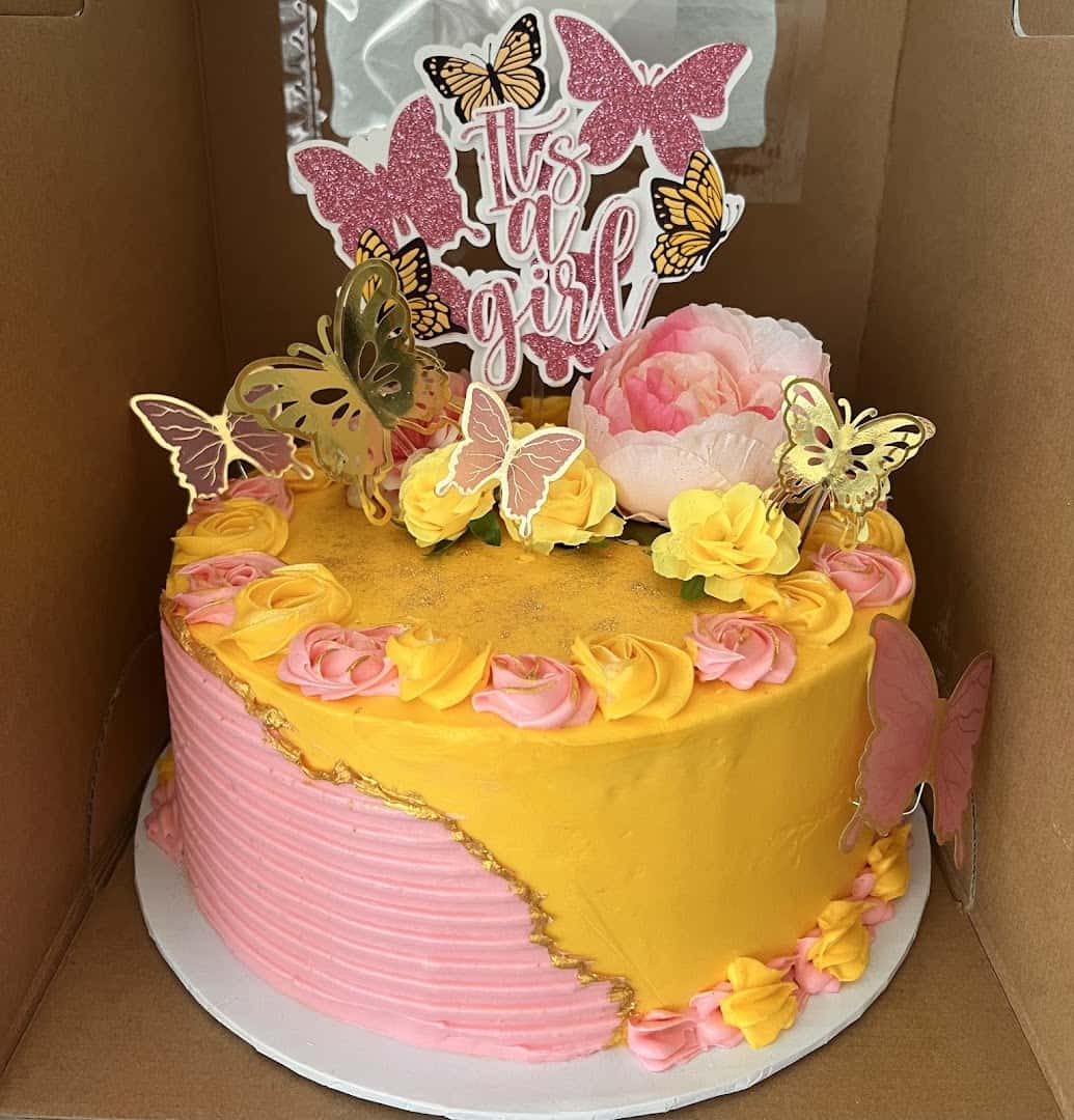 PhoebeSweets Custom Order Bakery Food Trailer — Bakeries & Desserts photo 3 of 5