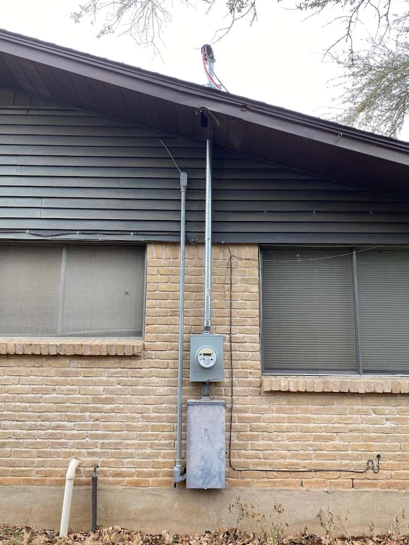 Electrician LT — Plumbers & Electricians photo 3 of 5