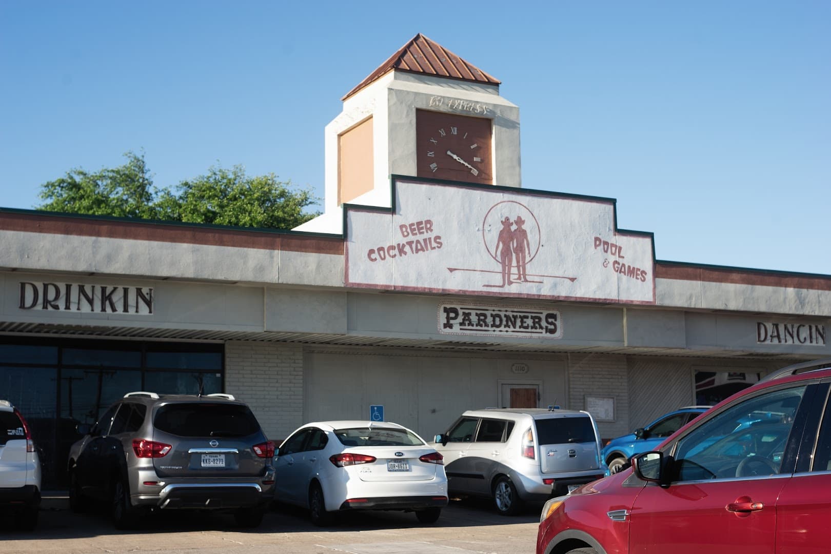 Pardners — Bars & Breweries photo 1 of 5