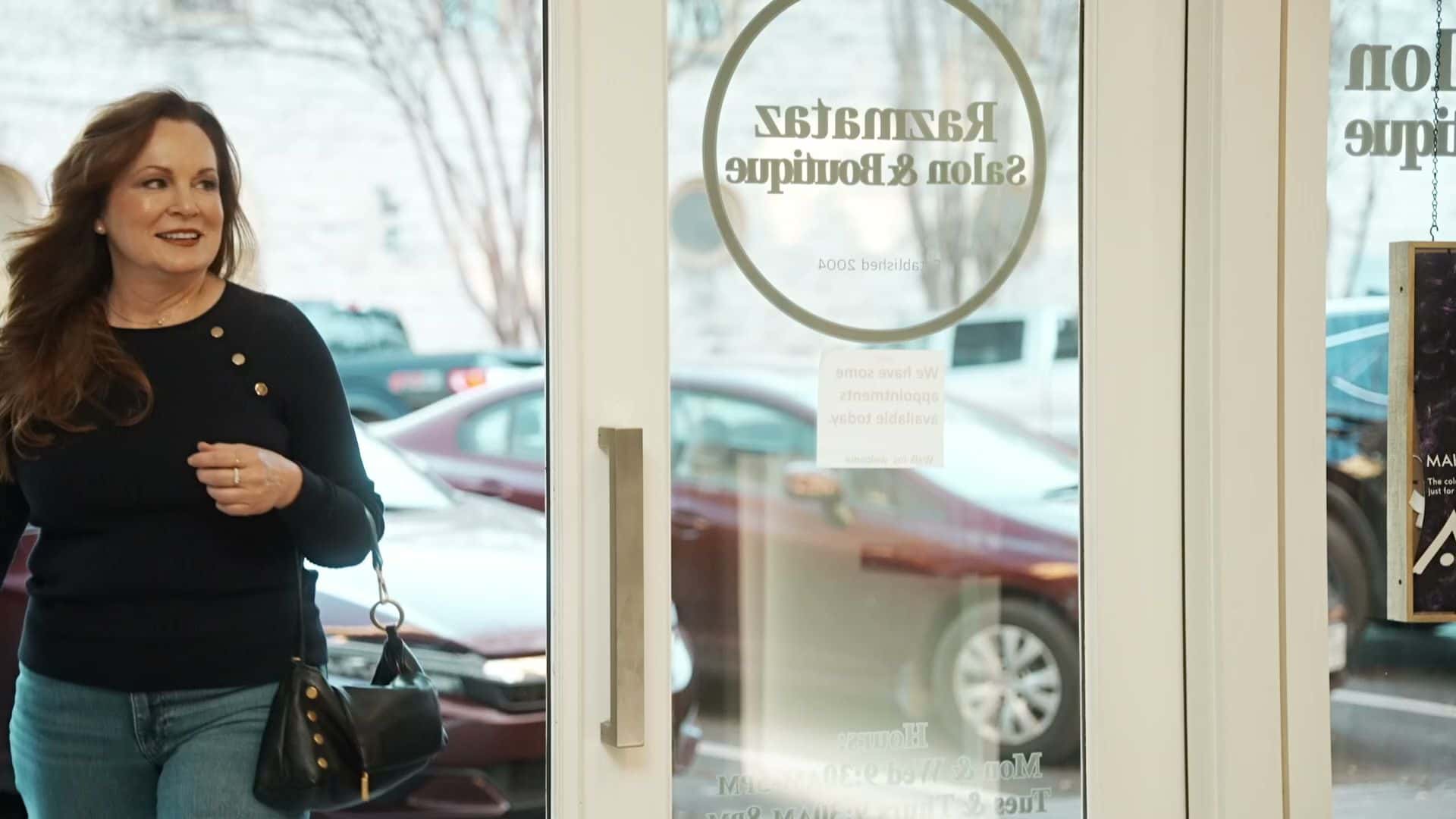 Razmataz Salon — Hair Salons & Barbers photo 2 of 5