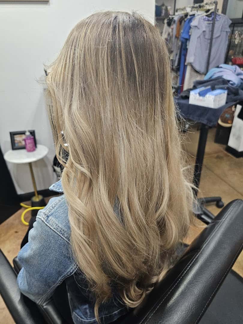 Urban Gypsy Leander — Hair Salons & Barbers photo 2 of 5
