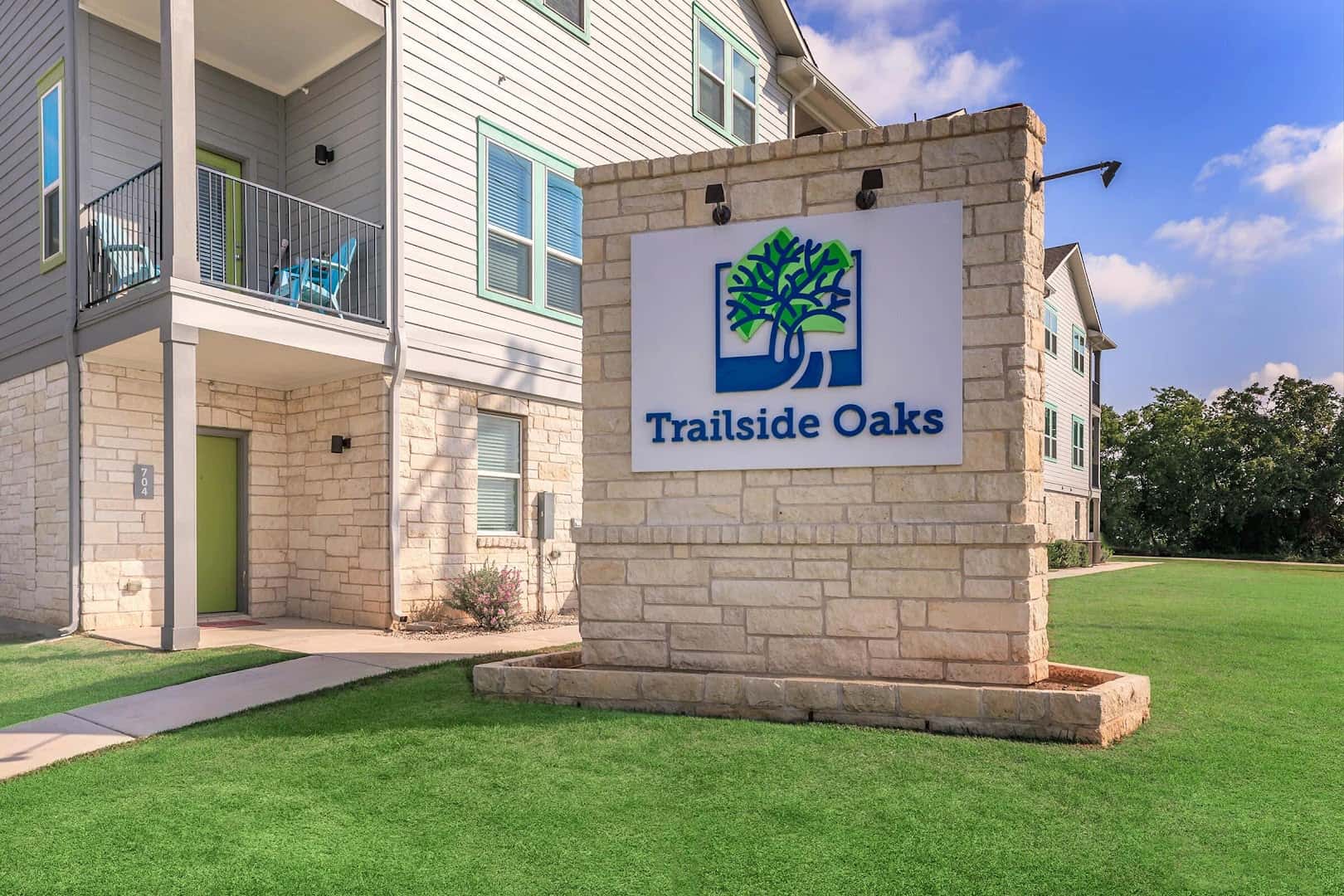 Trailside Oaks photo 1 of 5