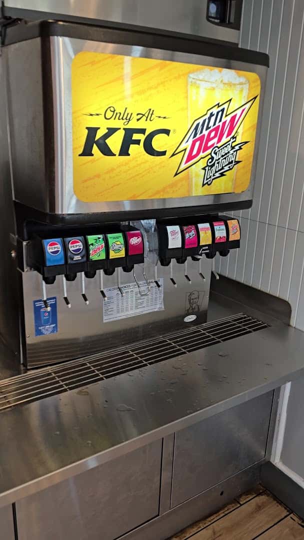 KFC — Restaurants photo 2 of 5