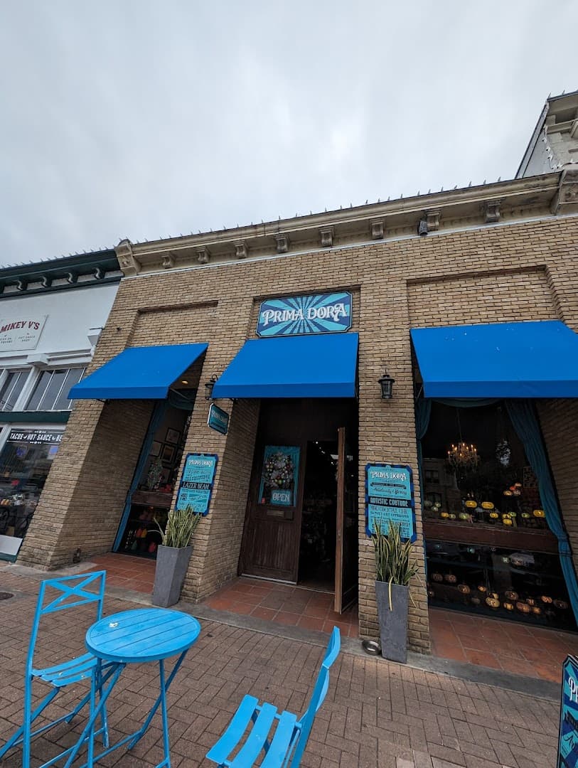 Prima Dora — Retail & Boutiques photo 1 of 5