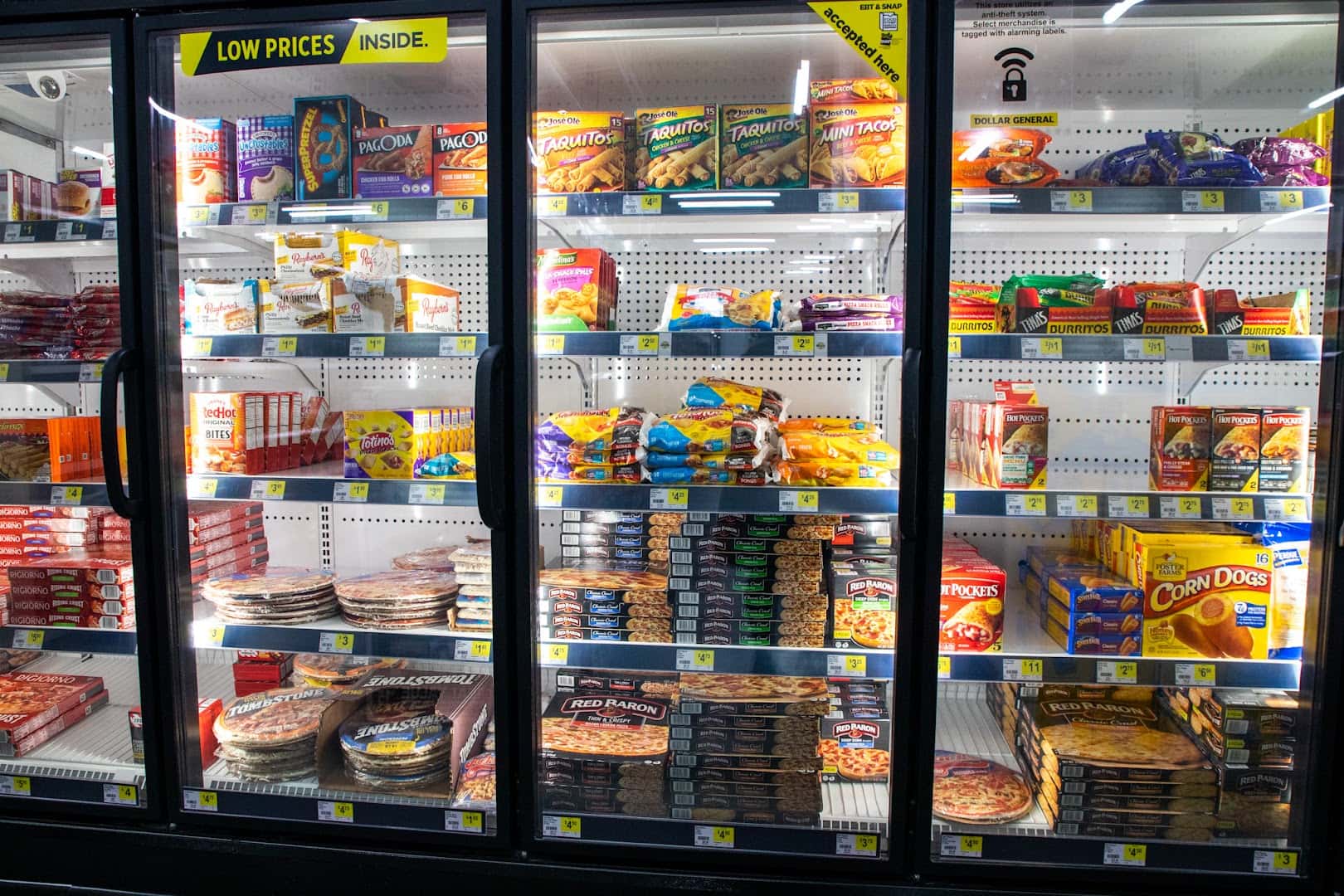 Dollar General — Retail & Boutiques photo 2 of 5