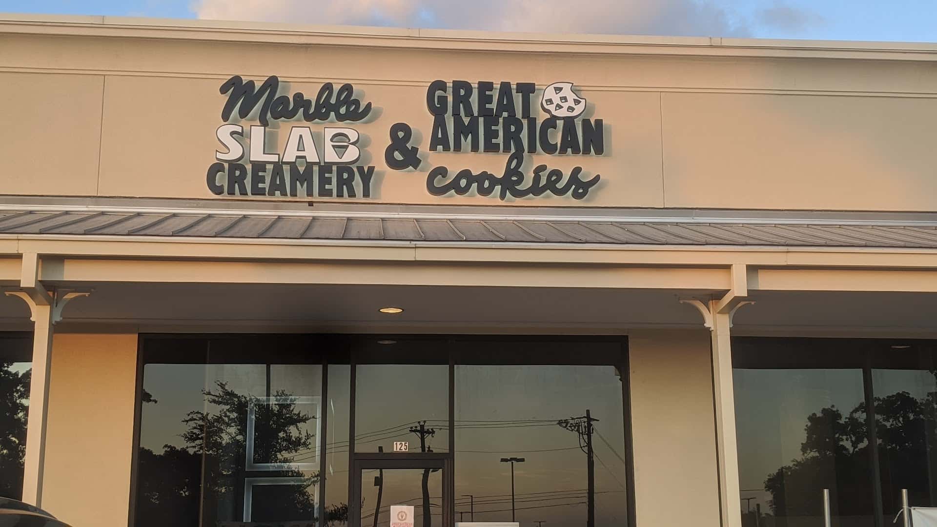 Marble Slab Creamery — Bakeries & Desserts photo 1 of 5