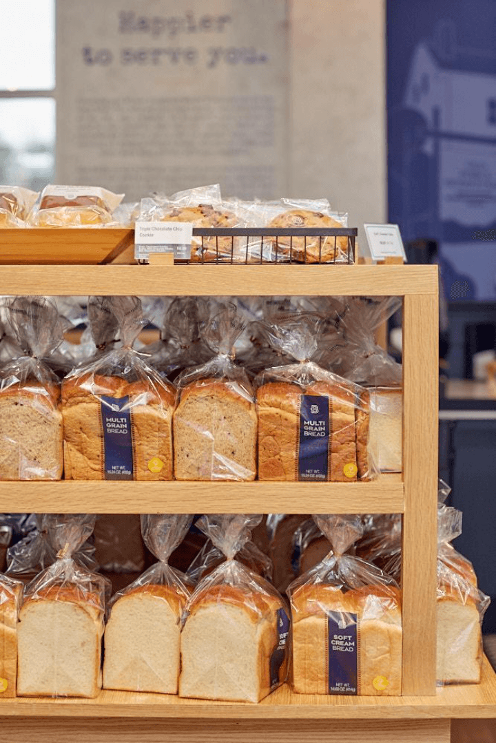 Paris Baguette — Coffee Shops & Cafes photo 1 of 5
