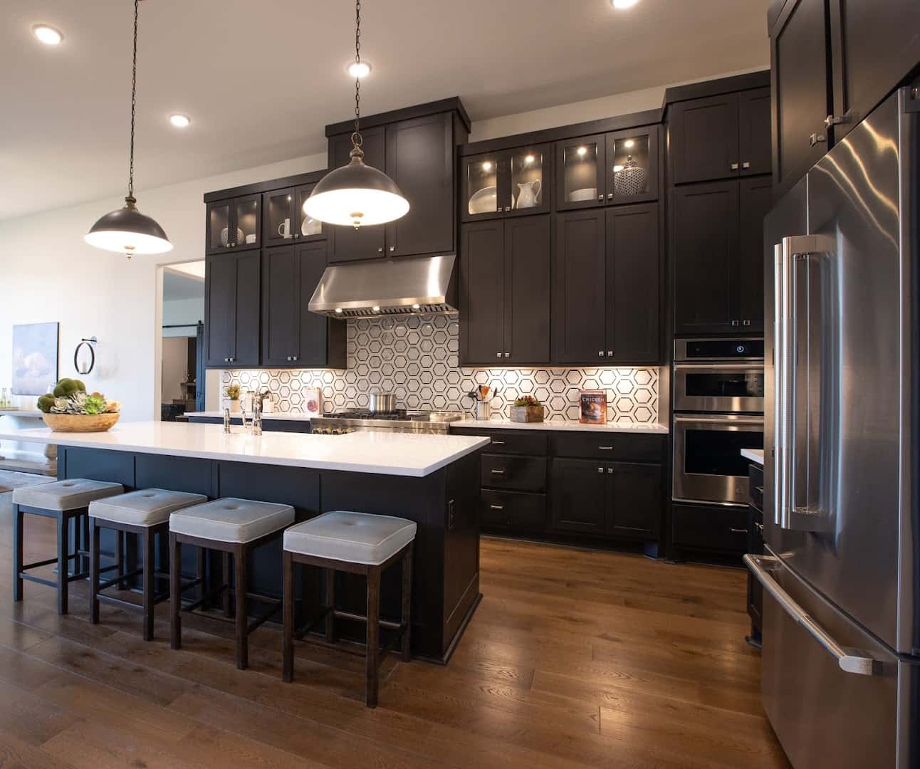 Kent Moore Cabinets Ltd — Retail & Boutiques photo 2 of 5
