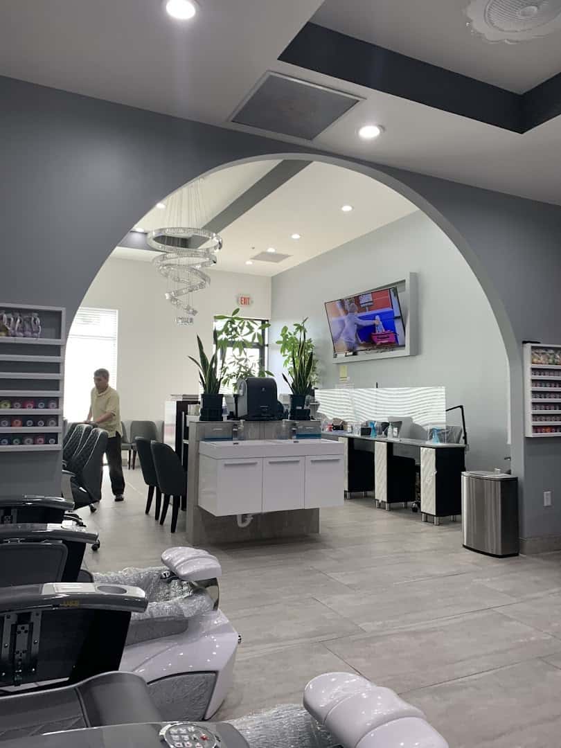 HUTTO NAILS — Nail Salons & Spas photo 3 of 5