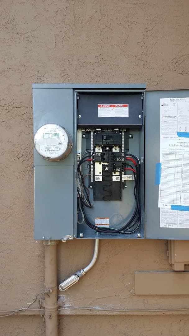Skilliez Electric — Plumbers & Electricians photo 1 of 5