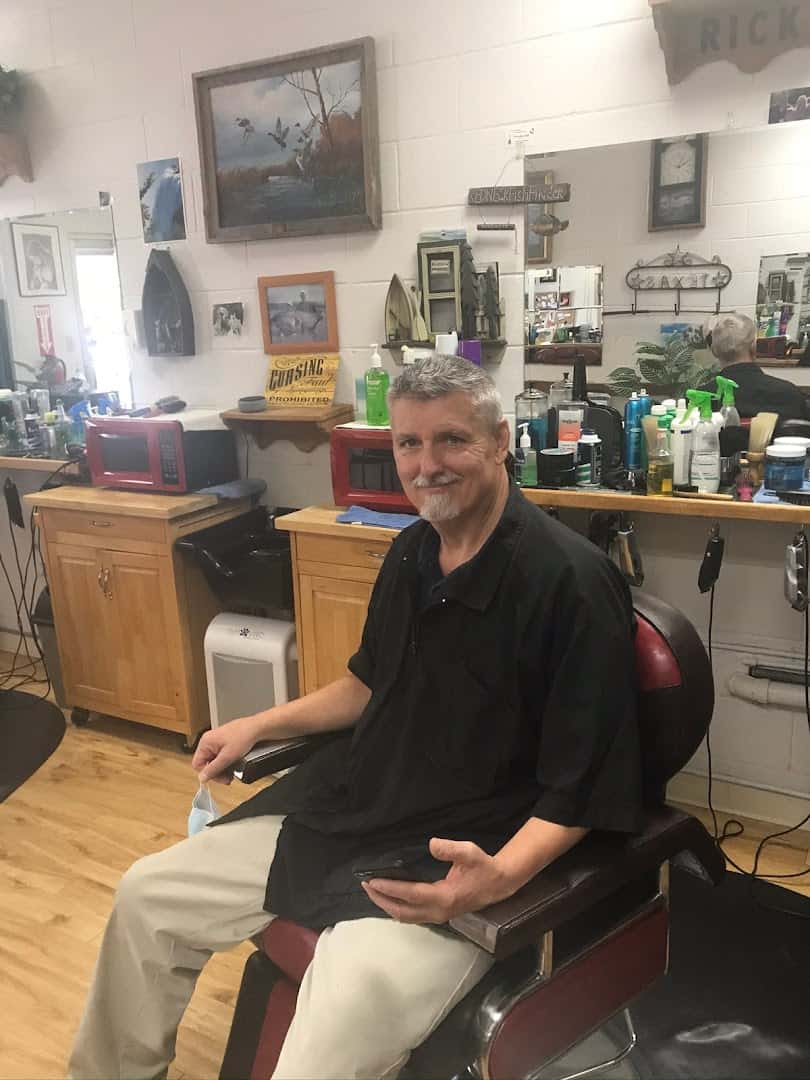 Rick's Flattop Shop — Hair Salons & Barbers photo 3 of 5