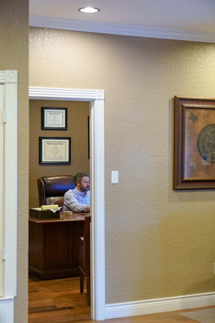 The Law Offices of Ryan H. Deck — Attorneys photo 2 of 5