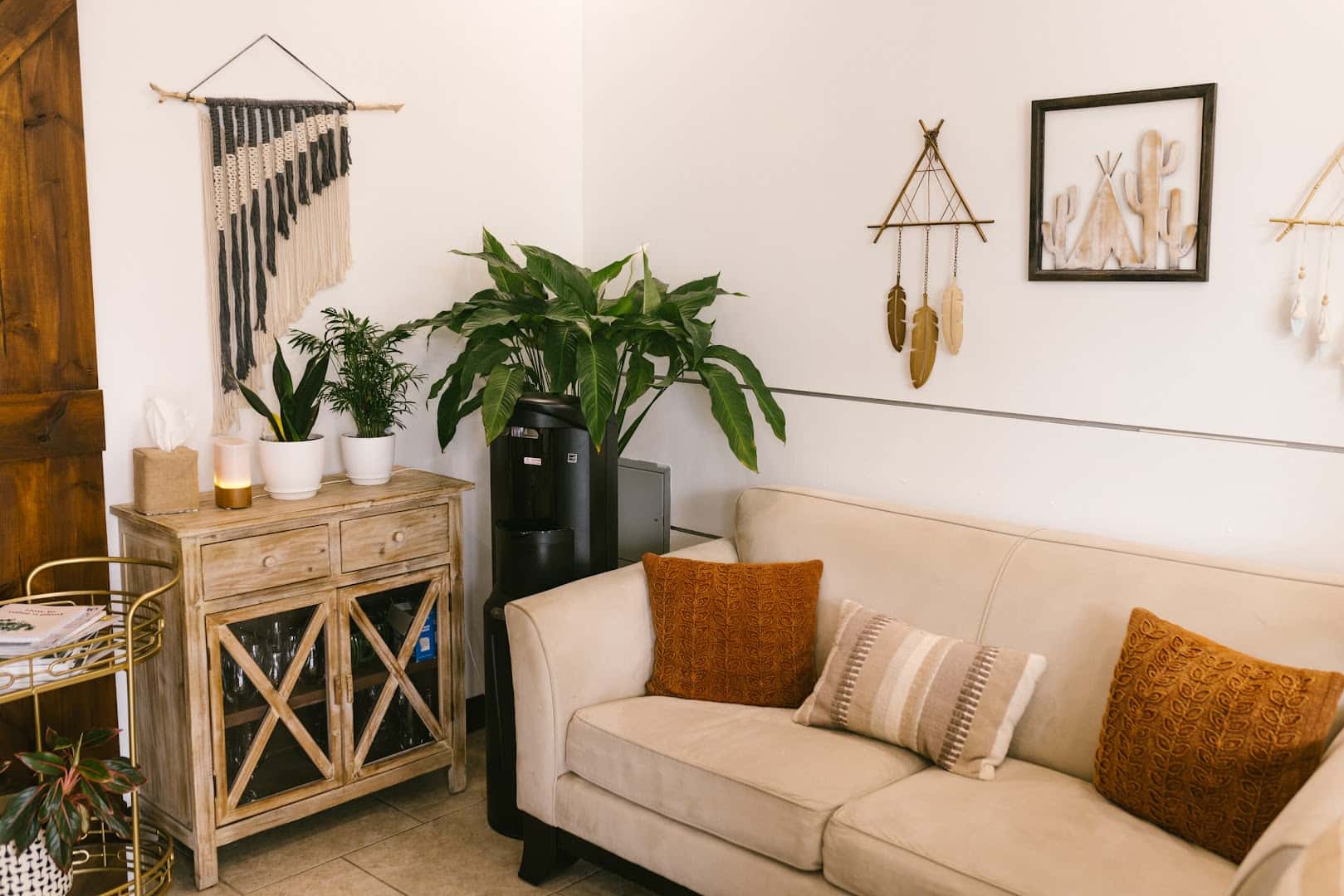 Xenia Claudeth Salon — Hair Salons & Barbers photo 3 of 5