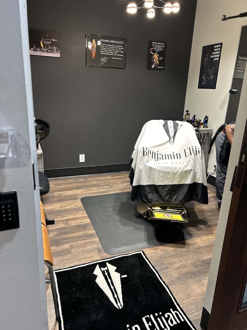 The Gentleman’s Barber ( Benjamin Elijah) — Hair Salons & Barbers photo 1 of 5