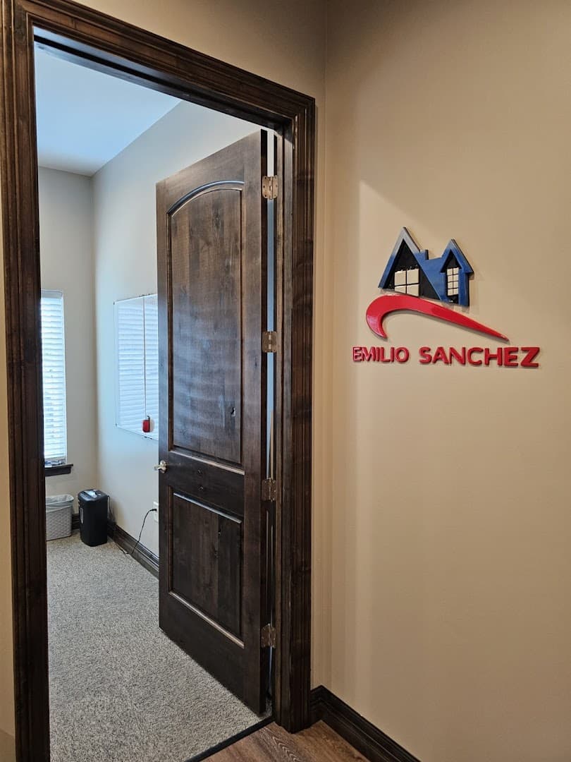 Emilio Sanchez Realtor — Real Estate Agents photo 1 of 5