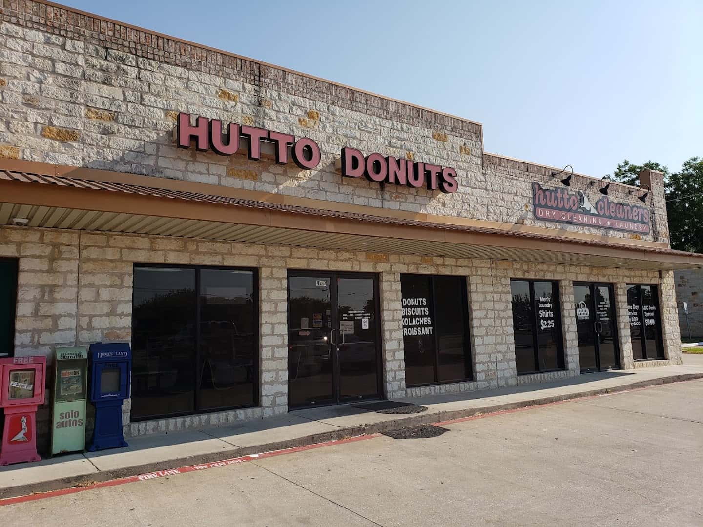 Hutto Donuts — Bakeries & Desserts photo 1 of 5